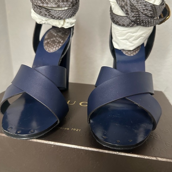 GUCCI platform sandals, Navy blue with snake skin ankle straps, Size 39 - Picture 6 of 11